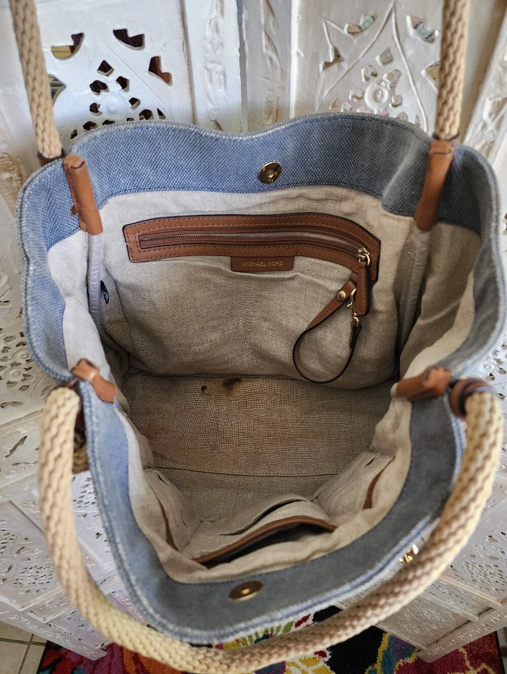 Michael Kors Isla Large Grab Bag- Blue Denim Canvas - Picture 8 of 11
